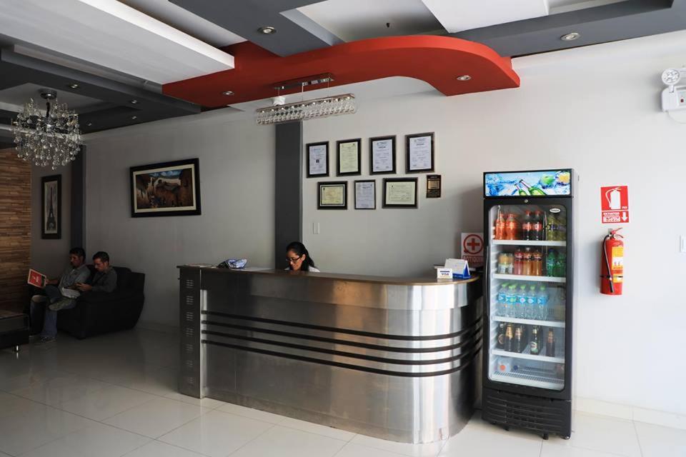 Hotel Vicente De La Vega 치클라요 외부 사진