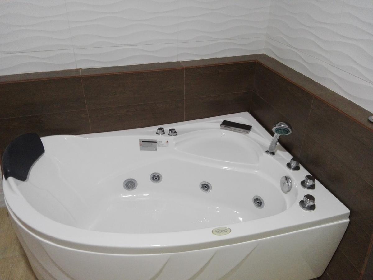 Hotel Vicente De La Vega 치클라요 외부 사진