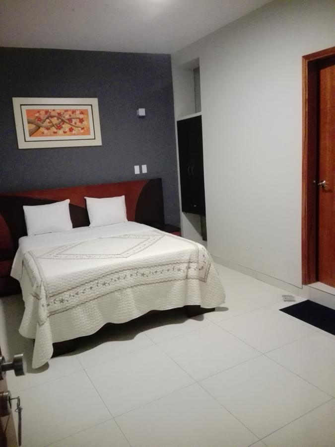 Hotel Vicente De La Vega 치클라요 외부 사진