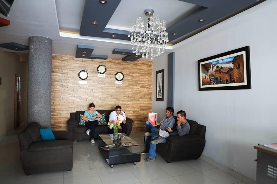 Hotel Vicente De La Vega 치클라요 외부 사진