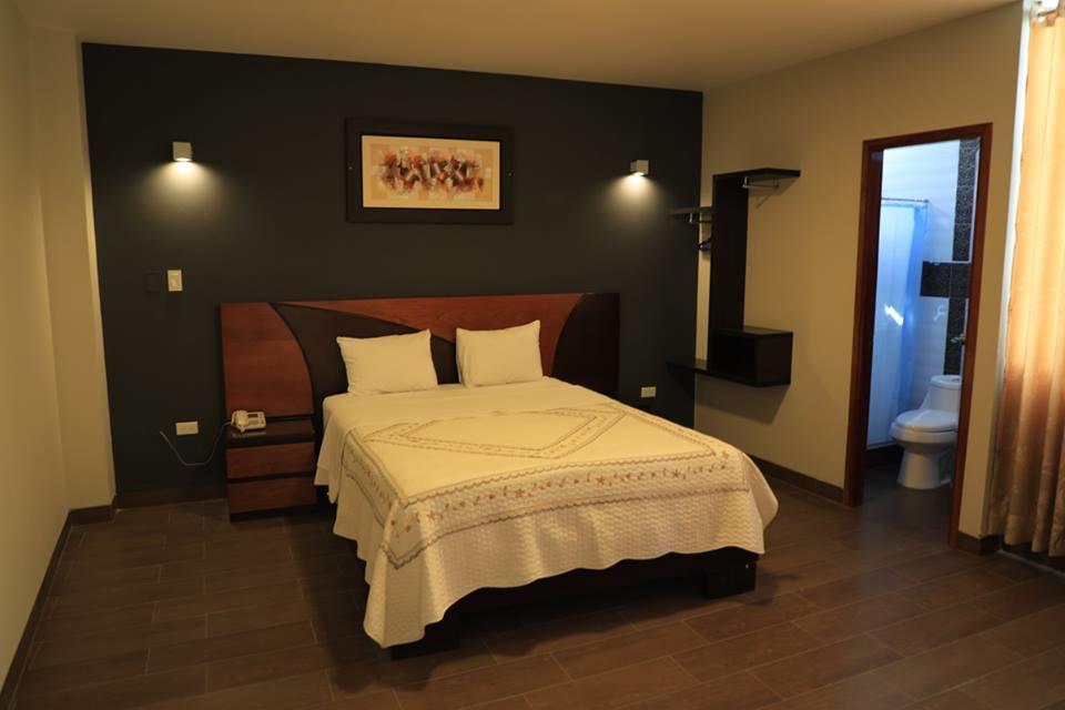 Hotel Vicente De La Vega 치클라요 외부 사진